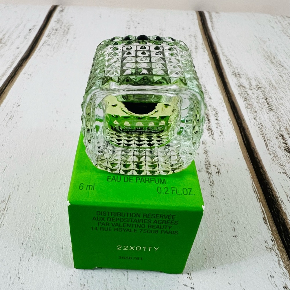 Valentino Born in Roma Green Stravaganza Deluxe Mini Parfume 6ml 0.2fl.oz. - Picture 5 of 7